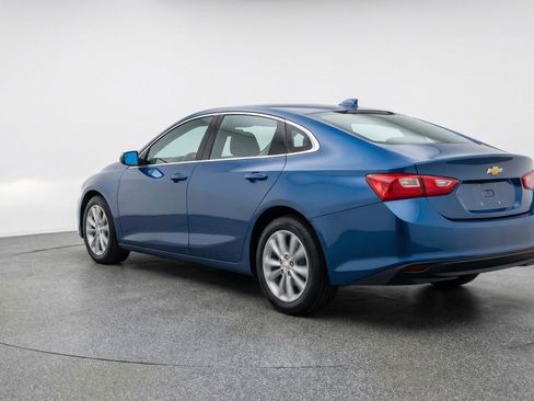 Used 2024 Chevrolet Malibu LT image 6