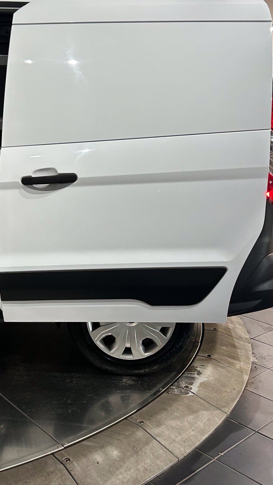 Used 2019 Ford Transit Connect XL FWD image 36