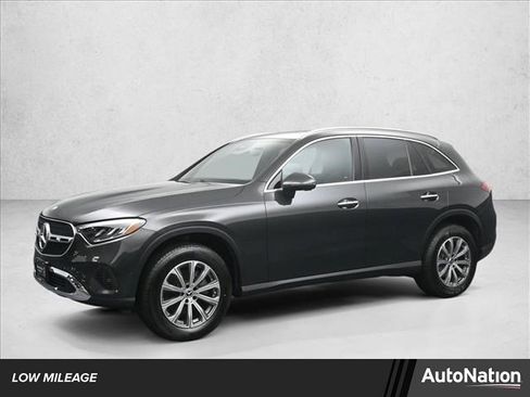 Used 2026 Mercedes-Benz GLC 300 4MATIC image 1