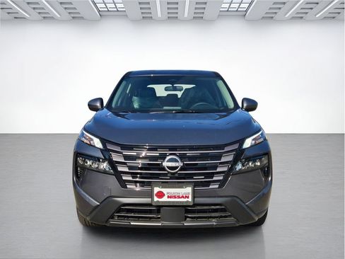 New 2026 Nissan Rogue SV FWD image 2
