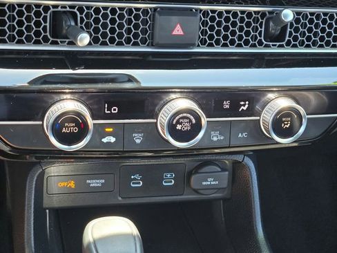 Certified 2025 Honda Civic Sport image 20