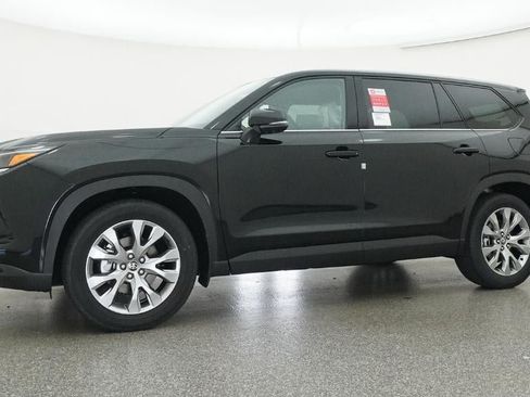 New 2026 Toyota Grand Highlander AWD Hybrid image 18