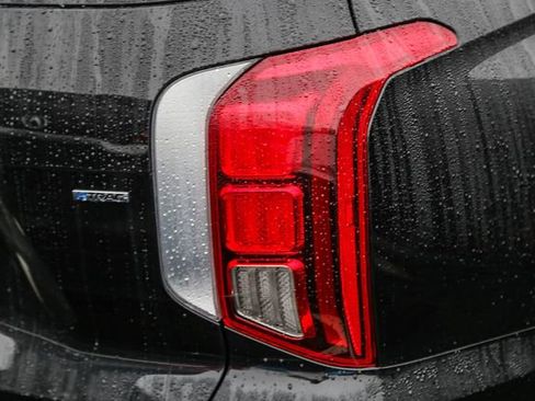 Used 2021 Hyundai Palisade Calligraphy w/ Winter Package image 9