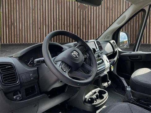 New 2025 RAM ProMaster 2500 FWD image 9