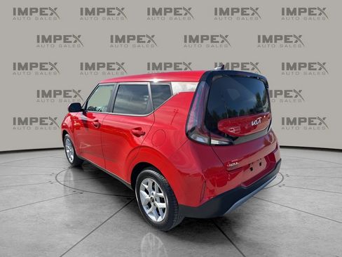Used 2024 Kia Soul LX w/ Option Group 015 image 3