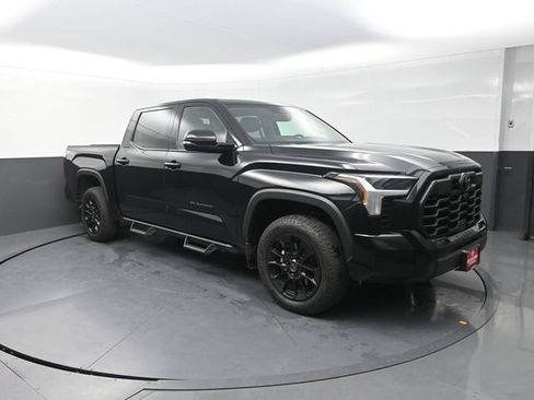 Used 2024 Toyota Tundra Limited w/ TRD Off-Road Package AWD/4WD image 10