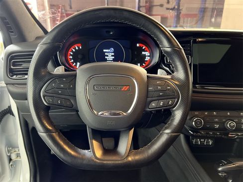 Used 2024 Dodge Durango GT image 11
