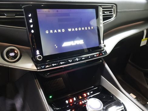 New 2026 Jeep Grand Wagoneer L Limited AWD/4WD image 22