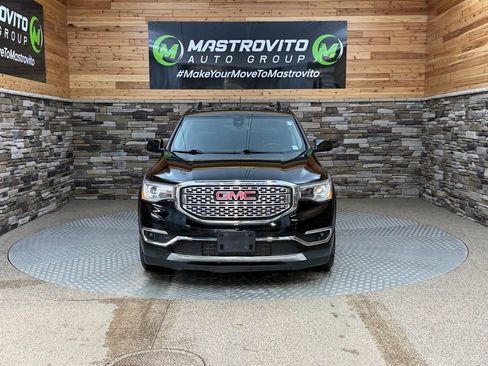 Used 2017 GMC Acadia Denali w/ Technology Package AWD/4WD image 3