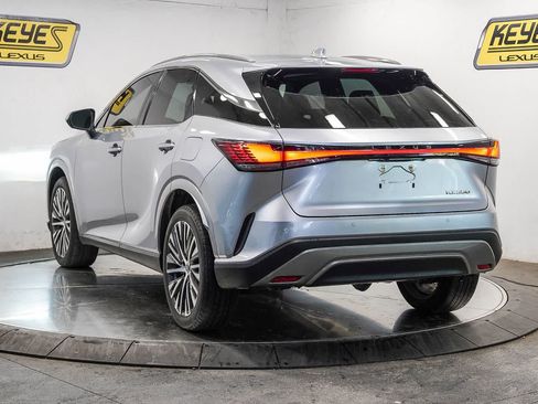 Used 2024 Lexus RX 350 Premium Plus w/ Cold Area Package FWD image 2