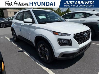 New 2025 Hyundai Venue SEL