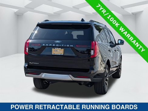 Certified 2025 Ford Expedition Platinum w/ Driver's Package AWD/4WD image 4