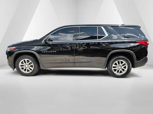 Used 2020 Chevrolet Traverse LS w/ LPO, Black Accent Package AWD/4WD image 4