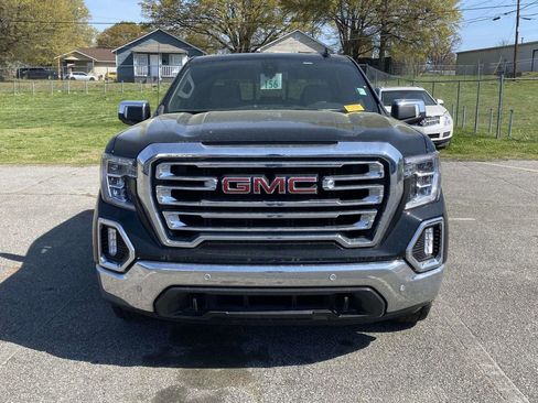 Used 2022 GMC Sierra 1500 SLT w/ SLT Premium Plus Package image 2