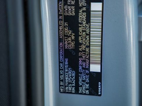 Certified 2024 Volvo XC90 T8 Plus w/ Protection Package Premier AWD/4WD image 38