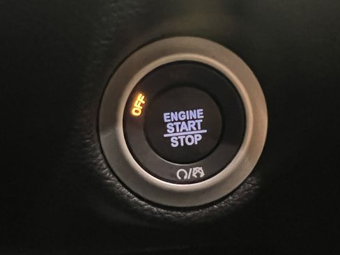 New 2026 Chrysler Pacifica Select image 21