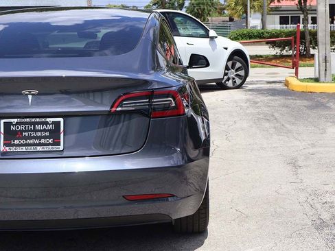 Used 2023 Tesla Model 3 Standard Range RWD image 17