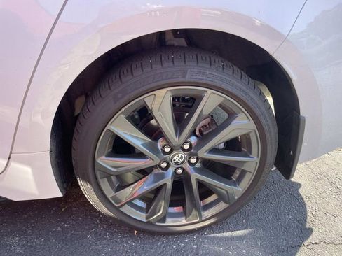 Used 2025 Toyota Corolla SE image 9