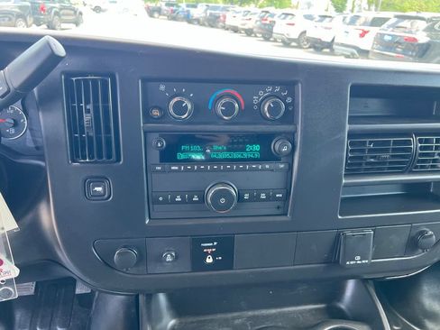 Used 2025 GMC Savana 2500 w/ Driver Convenience Package RWD image 31