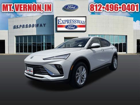 Used 2024 Buick Envista Preferred FWD image 2