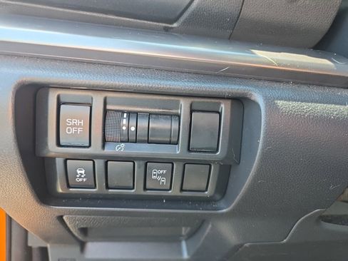 Used 2018 Subaru Crosstrek 2.0i Limited AWD/4WD image 15