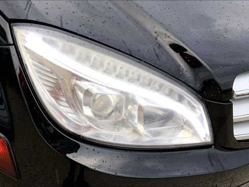 Used 2010 Mercedes-Benz C 300 4MATIC Sedan image 26