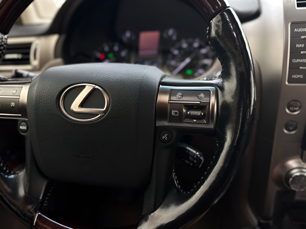 Used 2017 Lexus GX 460 Luxury w/ Preferred Accessory Package AWD/4WD image 11