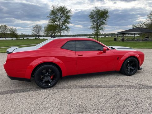 Used 2018 Dodge Challenger SRT Demon RWD image 9