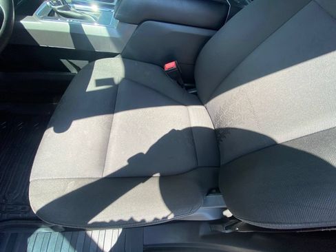 Used 2018 Ford F150 XLT w/ Equipment Group 302A Luxury AWD/4WD image 21
