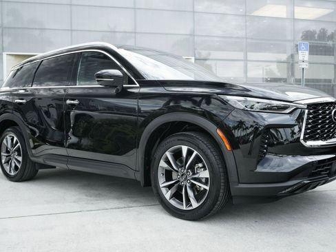 Used 2024 INFINITI QX60 Luxe image 3