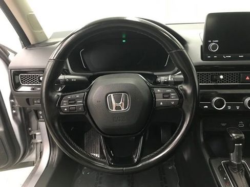 Used 2022 Honda Civic EX image 10