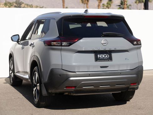 Used 2023 Nissan Rogue SL FWD image 7