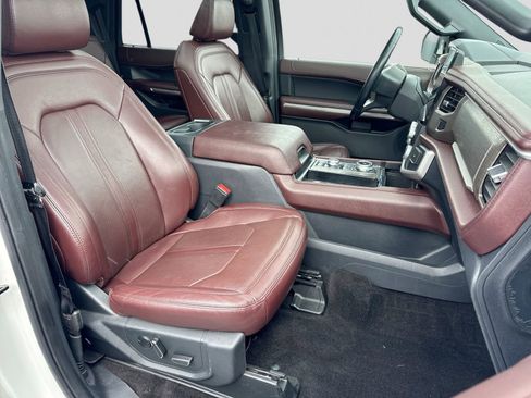 Certified 2022 Ford Expedition Limited AWD/4WD image 10