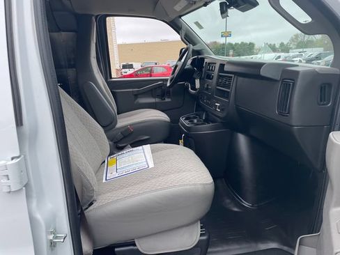Certified 2025 Chevrolet Express 2500 Extended w/ Communications Package RWD image 29