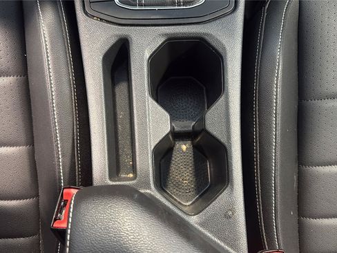 Used 2022 Volkswagen Jetta SE FWD image 25