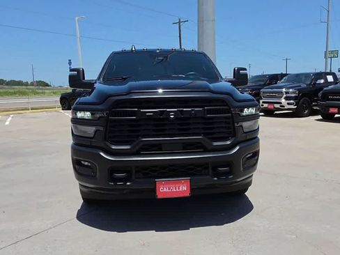 Used 2025 RAM 2500 Tradesman AWD/4WD image 3