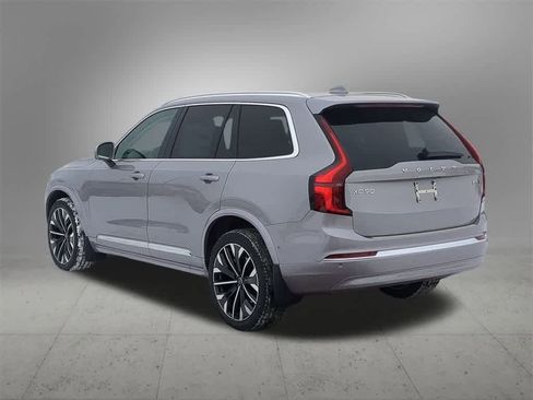 New 2026 Volvo XC90 B5 Plus w/ Protection Package Premier image 4
