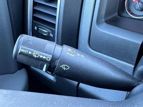 Used 2018 RAM 1500 Big Horn image 25