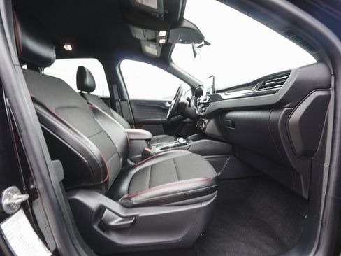 Used 2025 Ford Escape ST-Line image 38