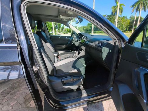 Used 2020 Volkswagen Tiguan S AWD/4WD image 38