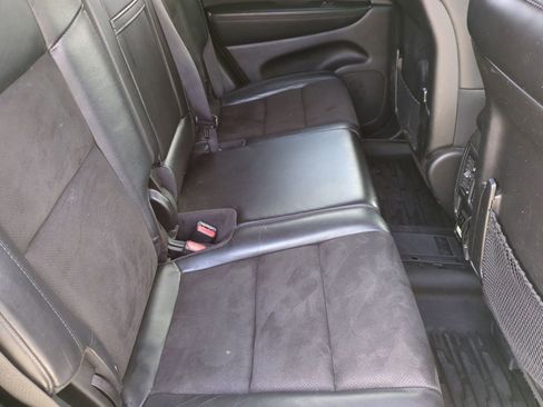 Used 2021 Jeep Grand Cherokee Laredo X image 24