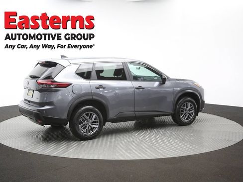 Used 2024 Nissan Rogue S AWD/4WD image 43