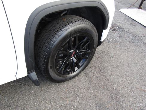 Used 2024 GMC Sierra 1500 Pro w/ Graphite Edition image 43