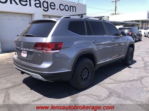 Used 2018 Volkswagen Atlas SEL FWD image 8
