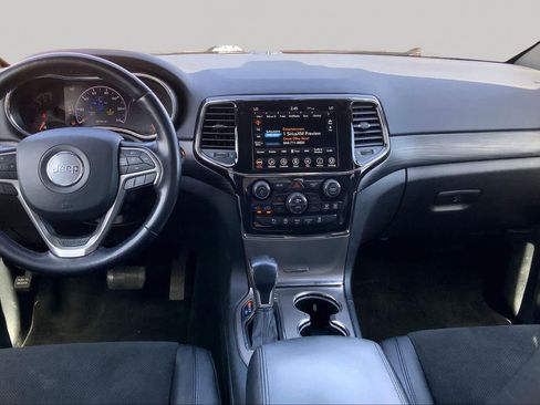 Used 2022 Jeep Grand Cherokee Laredo X AWD/4WD image 25
