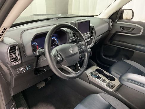 Used 2022 Ford Bronco Sport Outer Banks w/ Tech Package AWD/4WD image 17