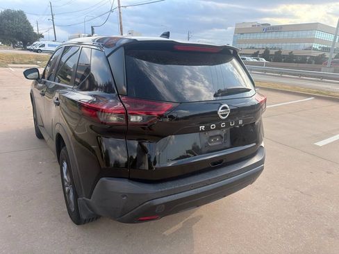 Used 2021 Nissan Rogue S FWD image 13