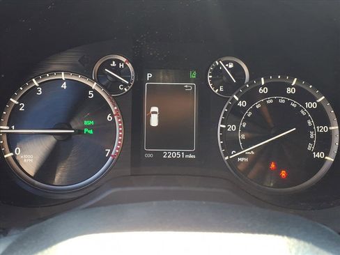 Used 2023 Lexus GX 460 Premium image 12