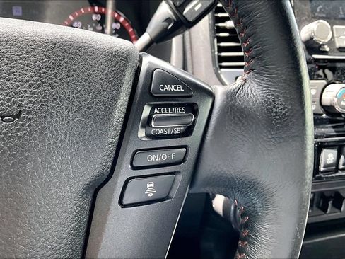 Used 2022 Nissan Titan PRO-4X w/ Pro-4x Utility Package AWD/4WD image 14