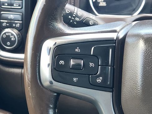 Used 2021 Chevrolet Silverado 1500 LT AWD/4WD image 31